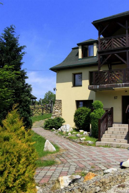 Agroturystyka Leszczynowy Dworek Ponikwa  Exterior photo